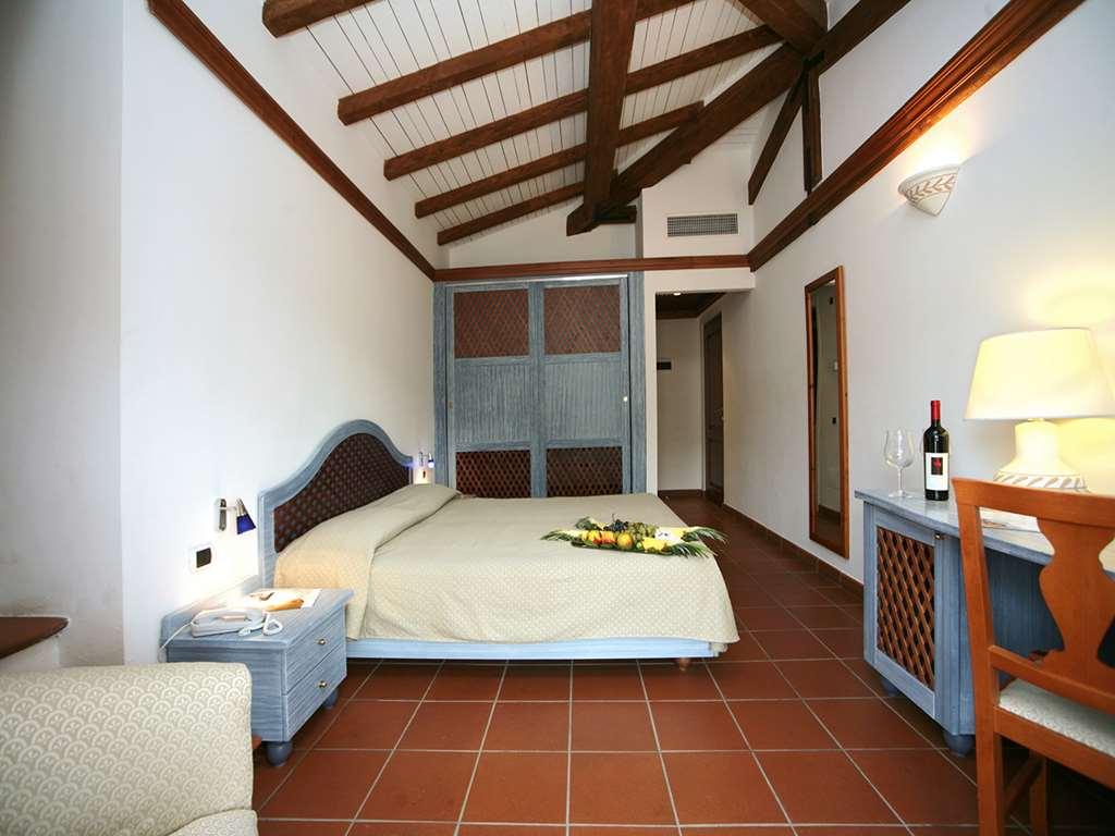Hotel Palumbalza Porto Rotondo Room photo