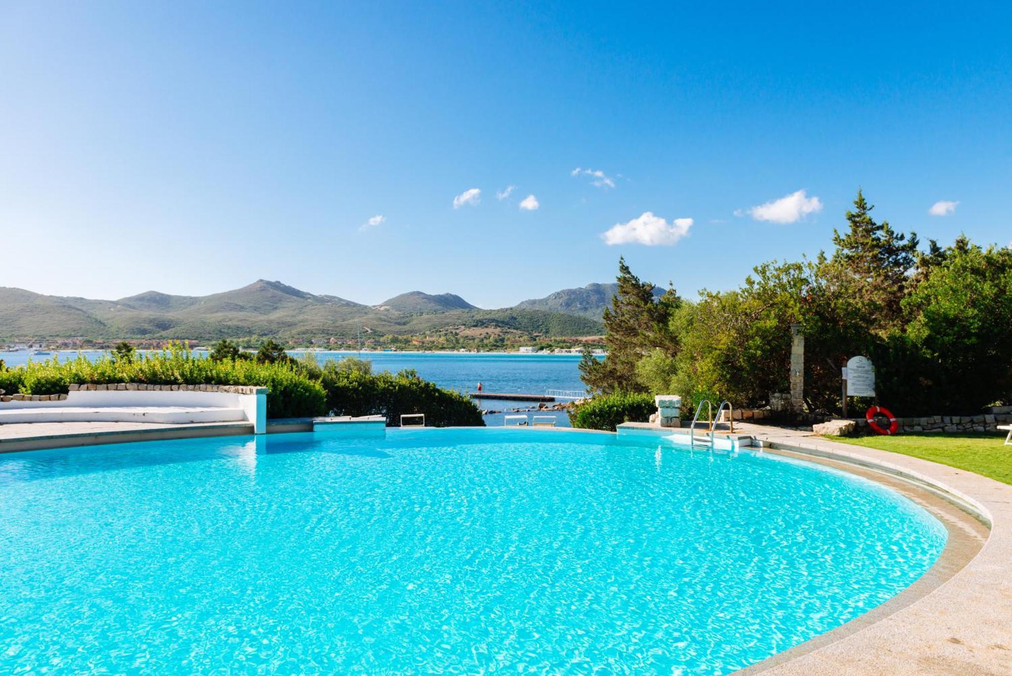 Hotel Palumbalza Porto Rotondo Exterior photo