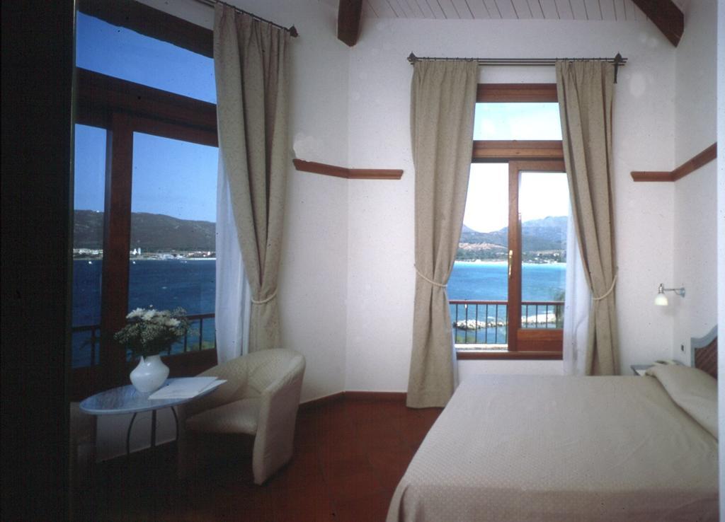 Hotel Palumbalza Porto Rotondo Exterior photo